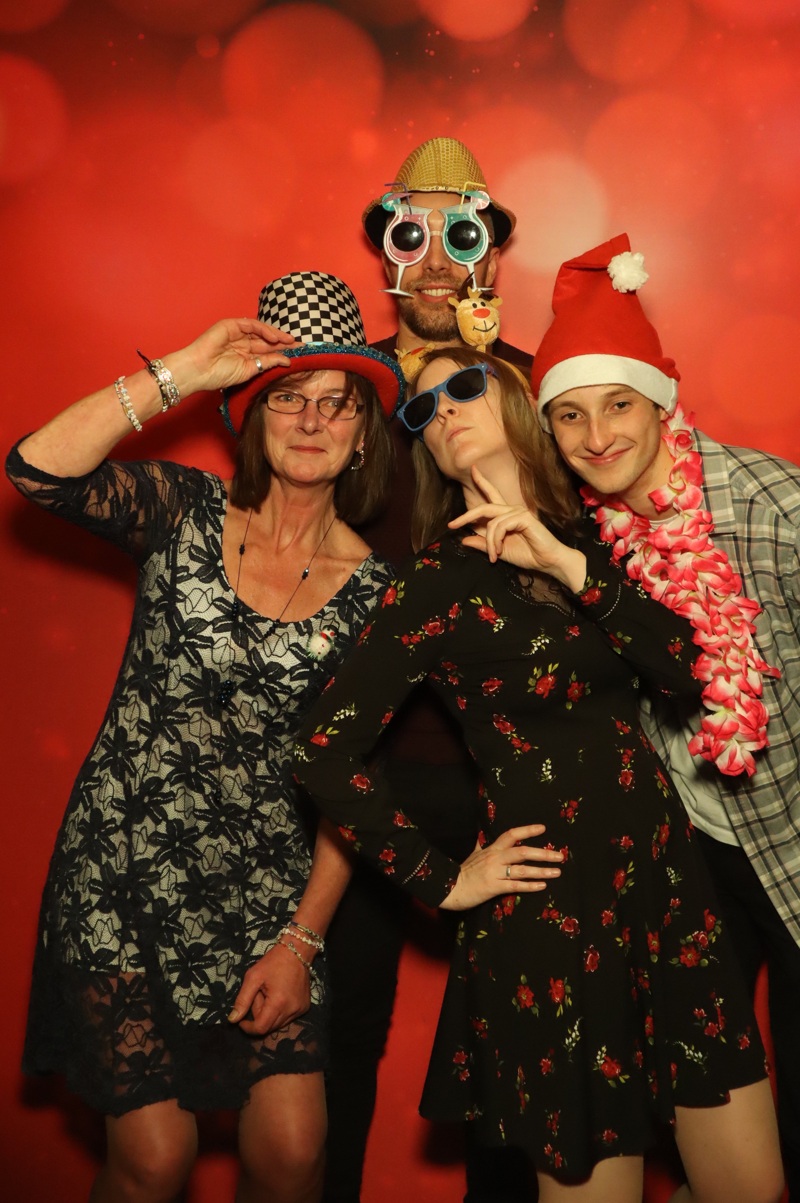 IXYS Christmas Party 2018 | View more photos from the event at gallery.myphotoboothexperience.co.uk/u/MyPhotoBoothExperienceLtd/IXYS-Christmas-Party-2018